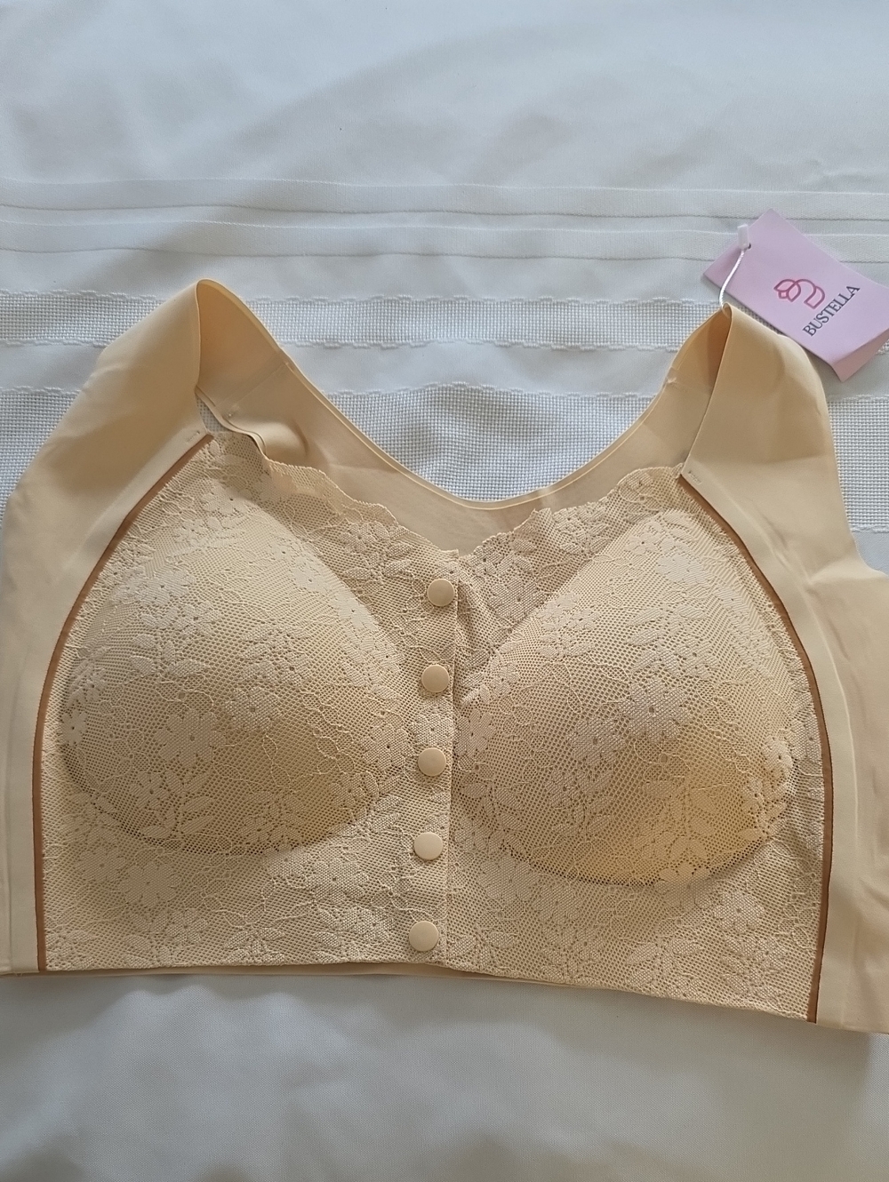 Front-Button Lace Wireless Bra in Cream Size Plus 2XL New W/tags  Super Soft